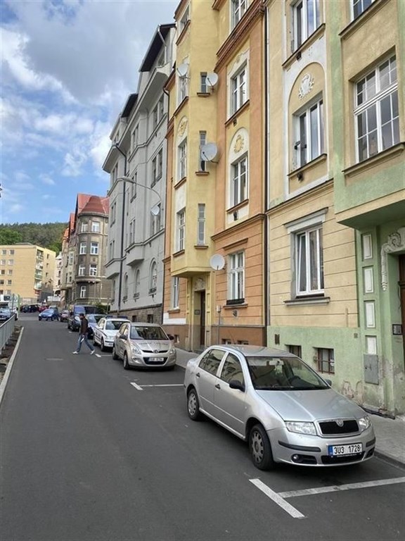 Pronájem bytu 2+kk (52 m2), OV, Raisova ul., Děčín IV